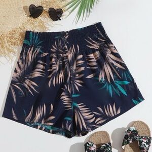 Plants Print Shirred Waist Shorts in XS